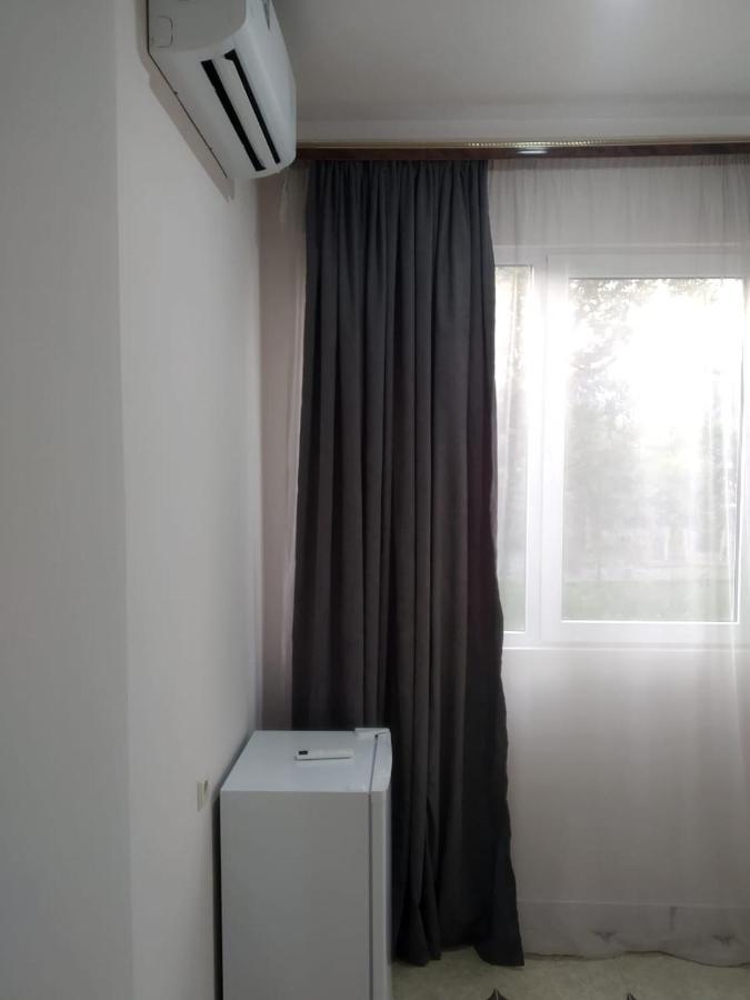 Na Shapsug Guest House Gagra Buitenkant foto
