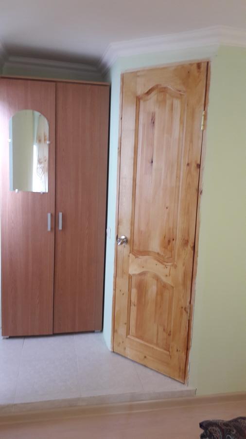 Na Shapsug Guest House Gagra Buitenkant foto